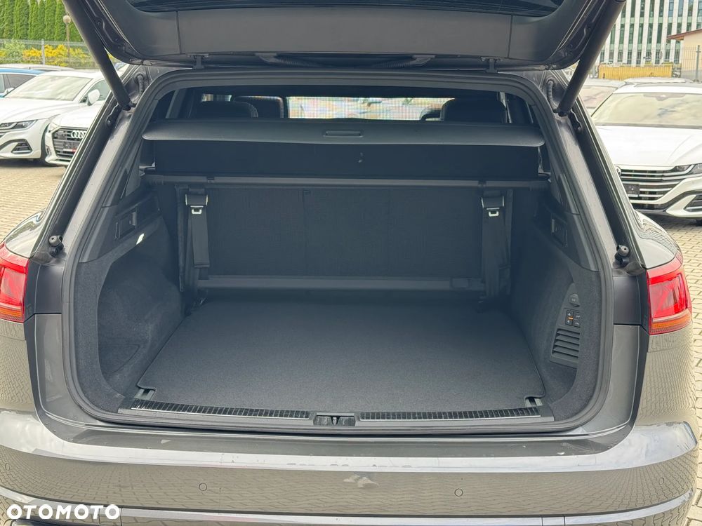 Volkswagen Touareg 4.0 V8 TDI SCR 4Motion Automatik R-Line - 6