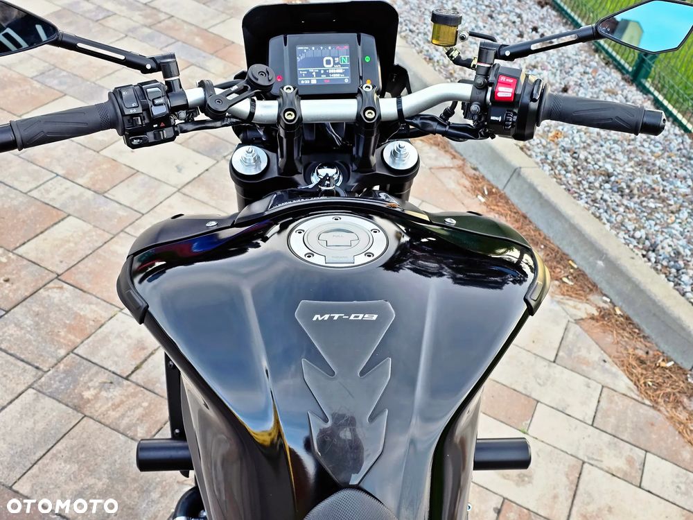 Yamaha MT - 13
