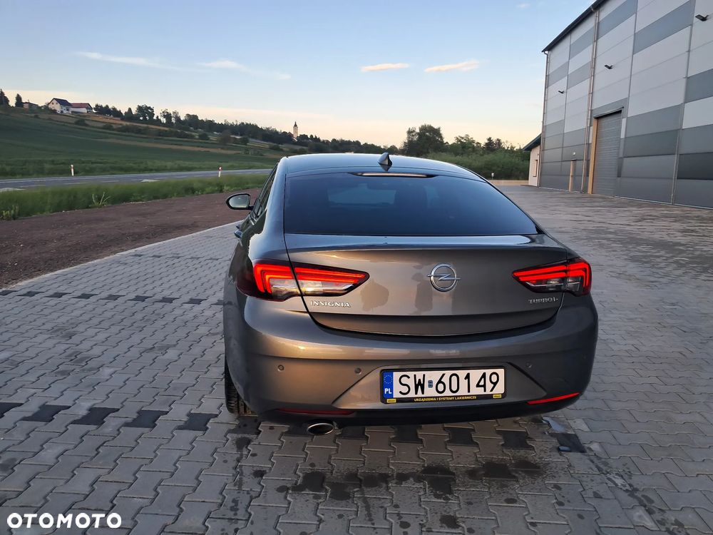 Opel Insignia - 15