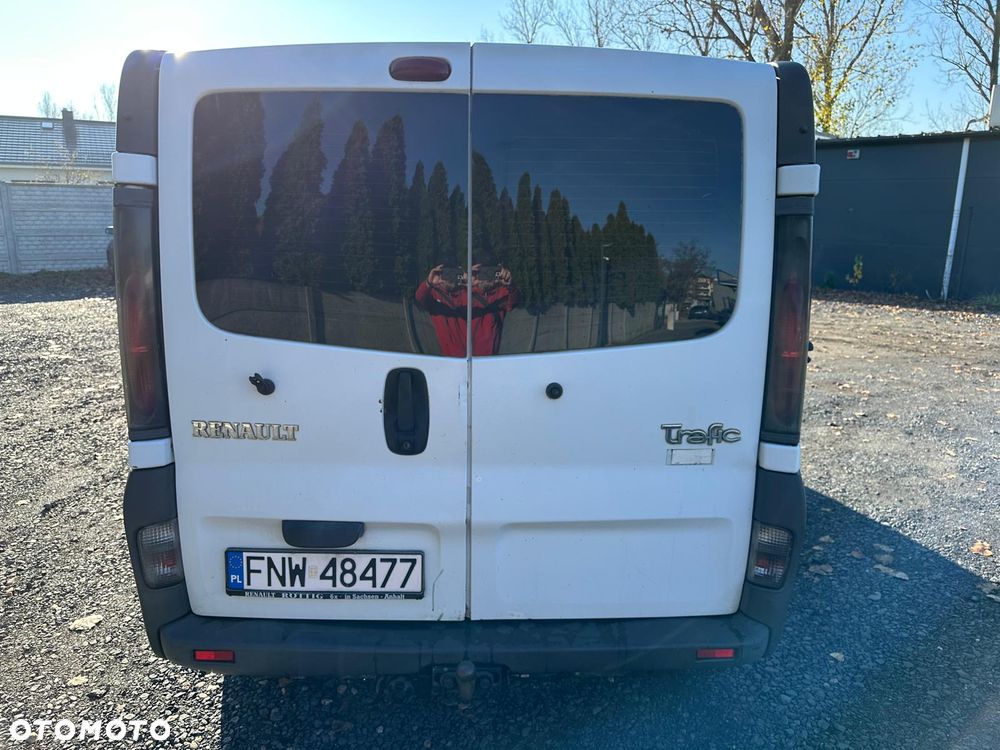 Renault TRAFIC - 3