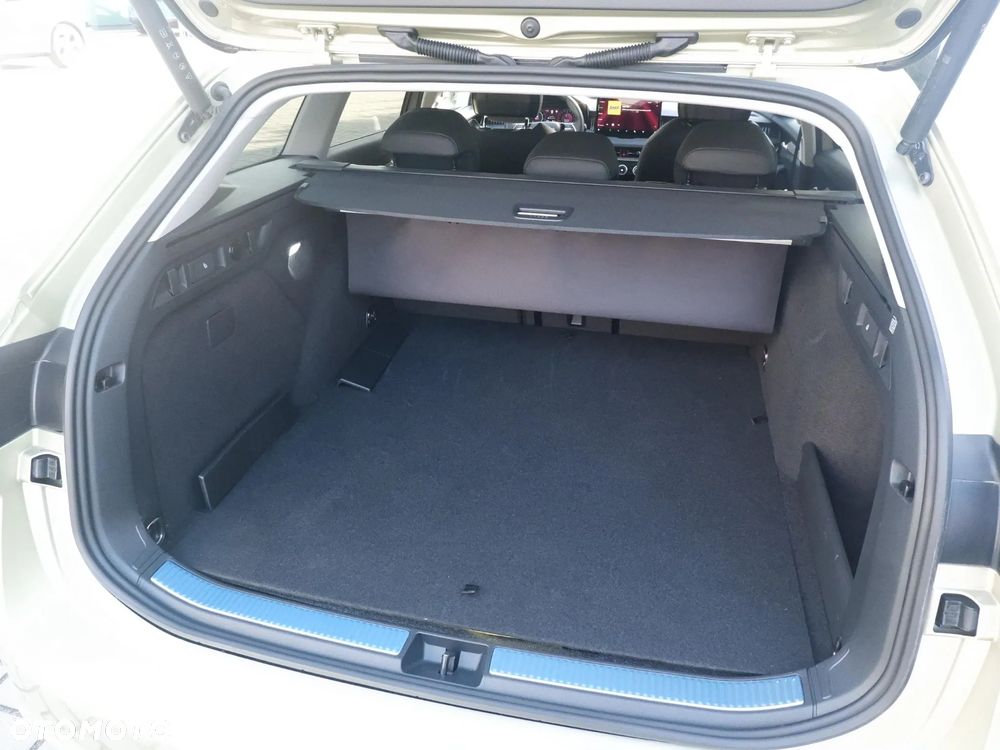 Skoda Superb 1.5 TSI Plug-in Hybrid L&K DSG - 12