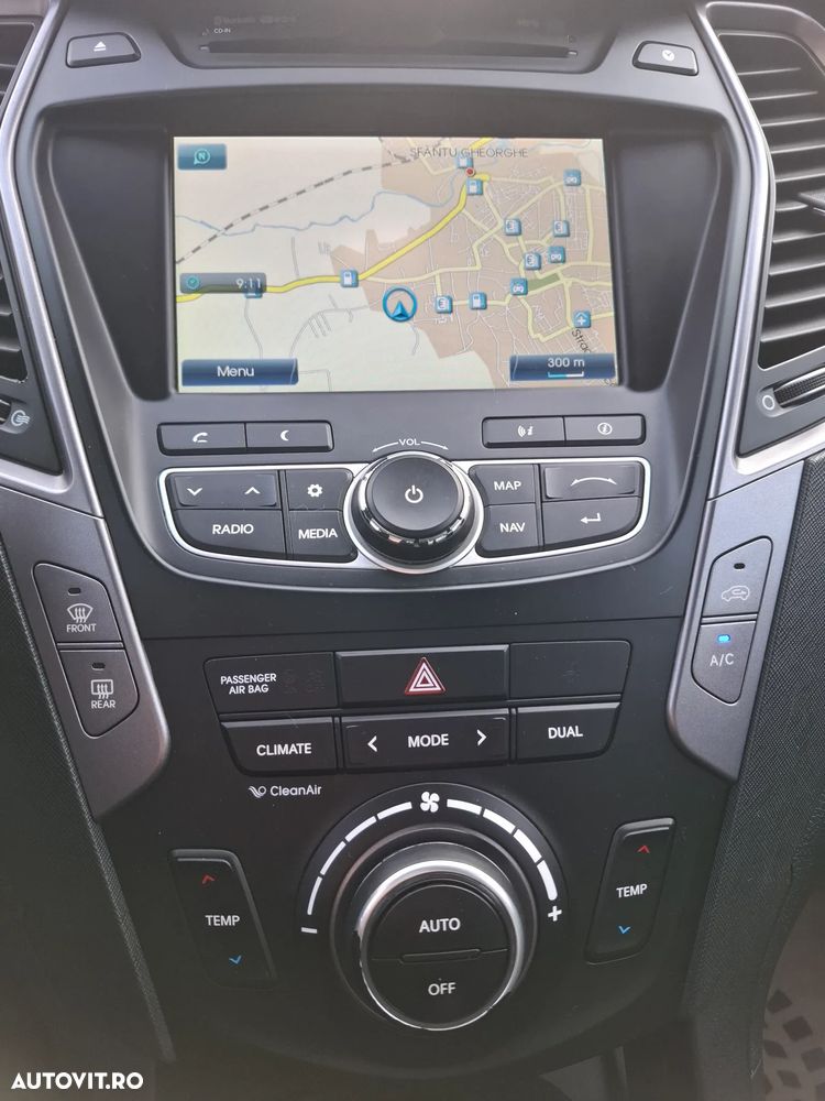 Hyundai Santa Fe 2.0 CRDI 2WD Premium - 6