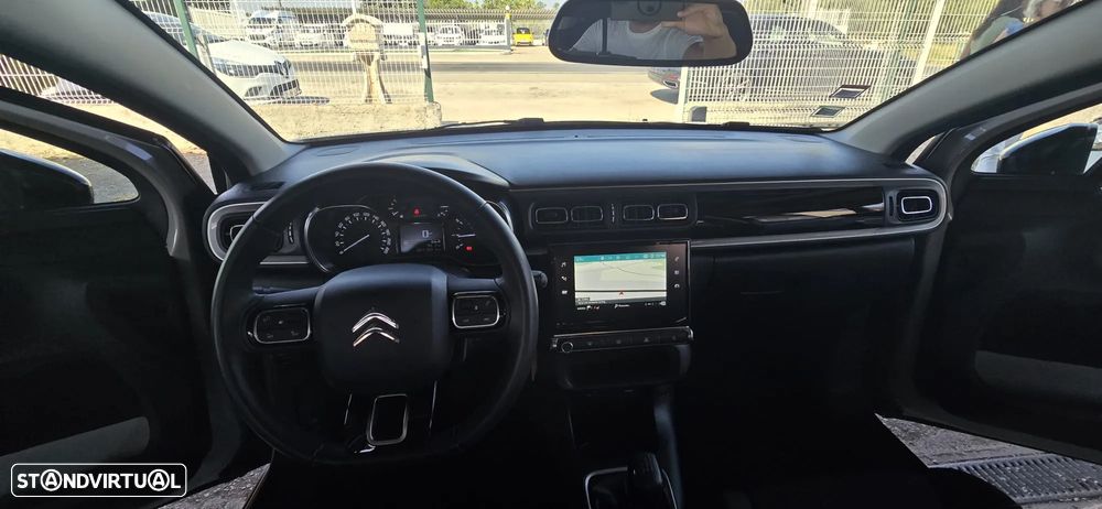 Citroën C3 1.2 PureTech Shine - 22