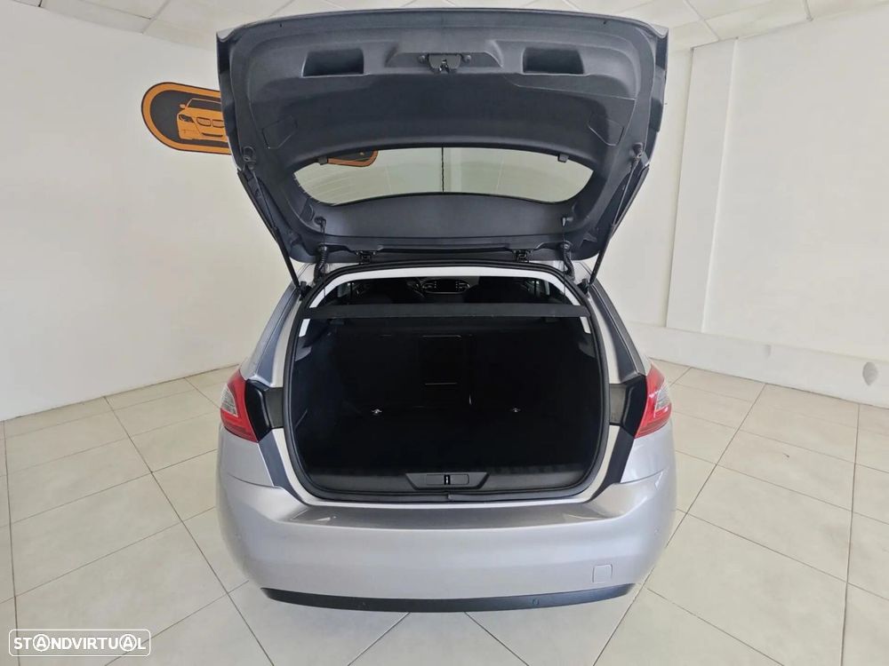 Peugeot 308 PureTech 130 EAT8 Allure Pack - 25