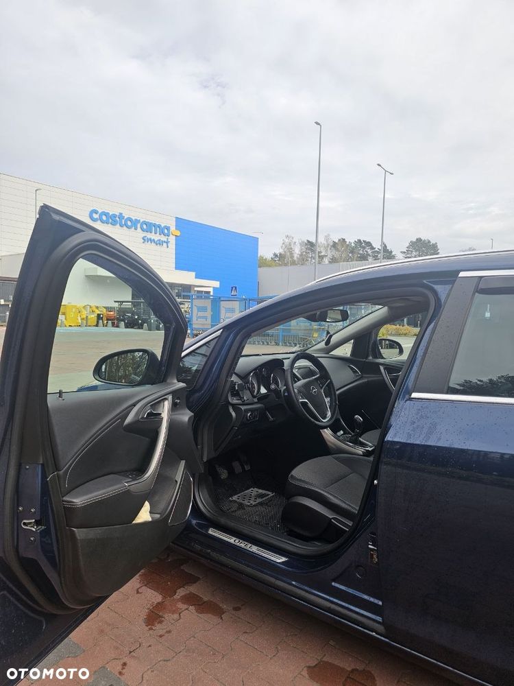 Opel Astra 1.4 Turbo - 9