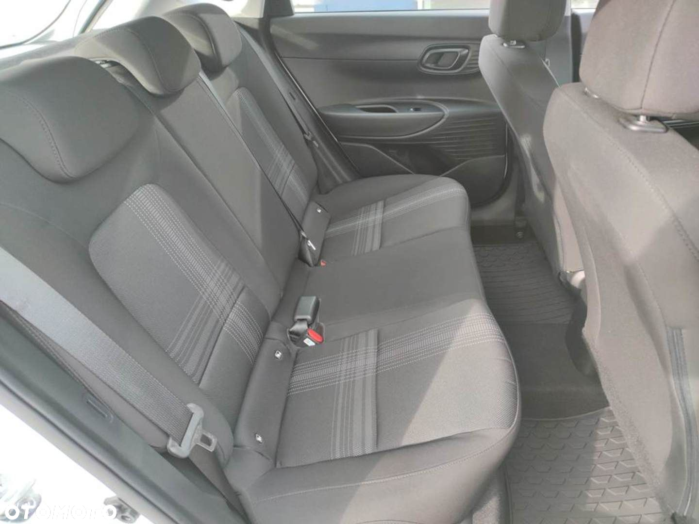 Hyundai i20 1.2 Pure - 18
