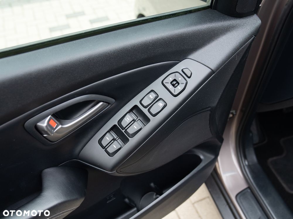 Hyundai ix35 1.6 GDI Premium 2WD - 36