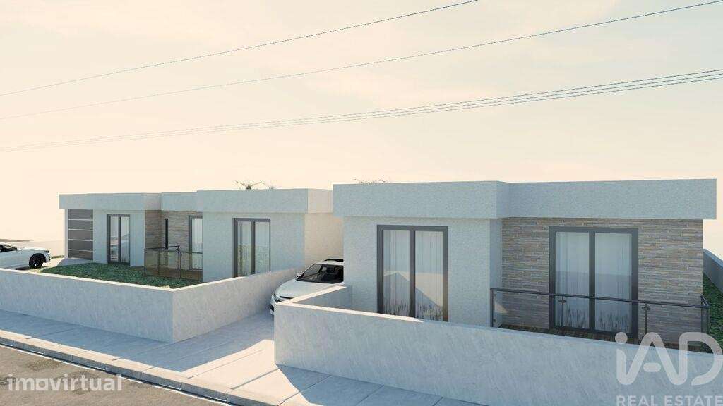 Casa T3 em Marinha Grande de 110,00 m2 - Grande imagem: 2/25