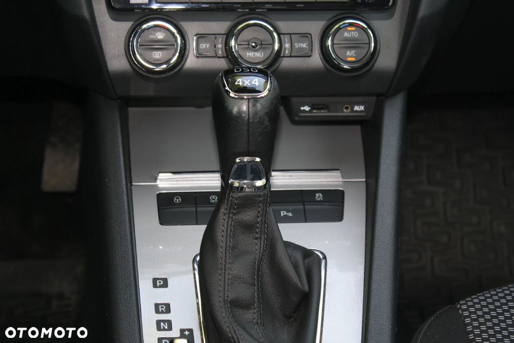 Skoda Octavia 2.0 TDI 4x4 Ambition DSG - 15