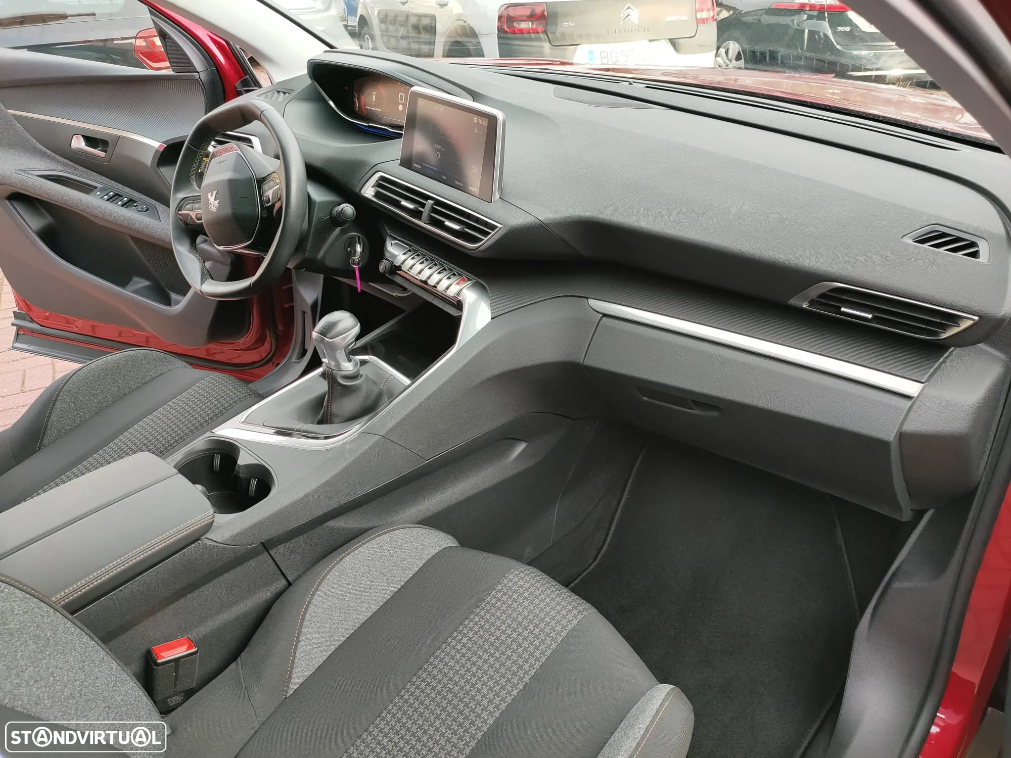 Peugeot 3008 PureTech 130 Stop & Start GPF Allure - 11
