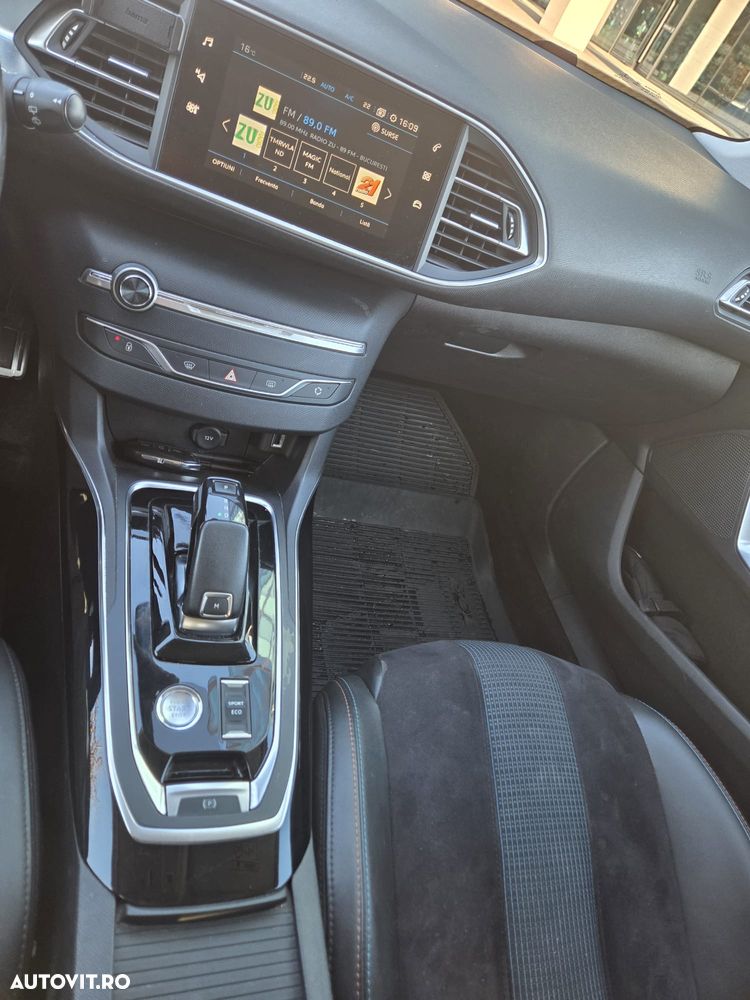 Peugeot 308 BlueHDi FAP 130 EAT8 Stop & Start Tech Edition - 16