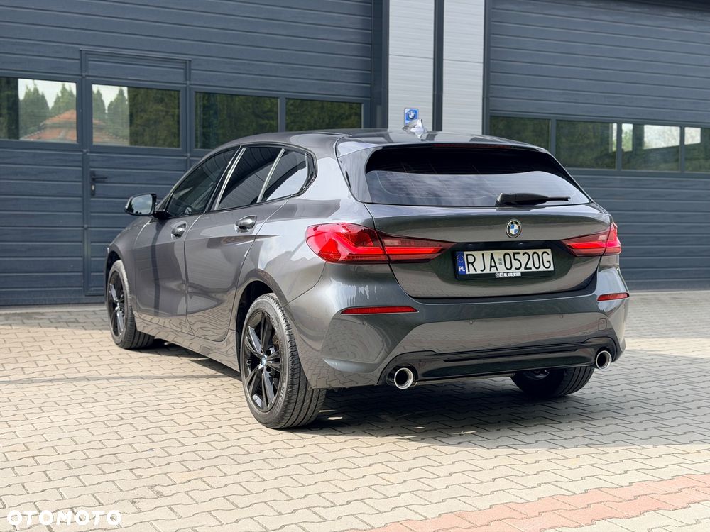 BMW Seria 1 118d Sport Line sport - 3