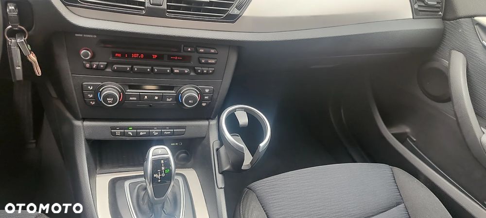 BMW X1 xDrive20d - 11