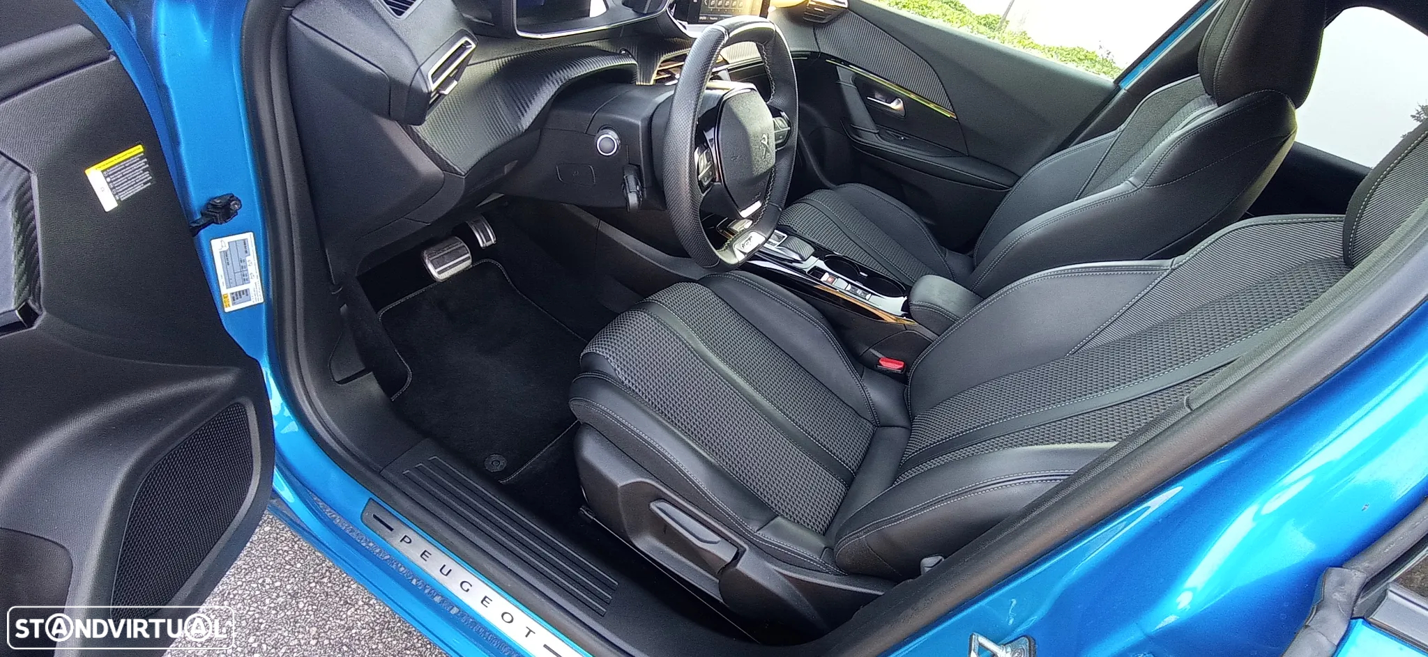 Peugeot e-2008 50 kWh GT Line - 6