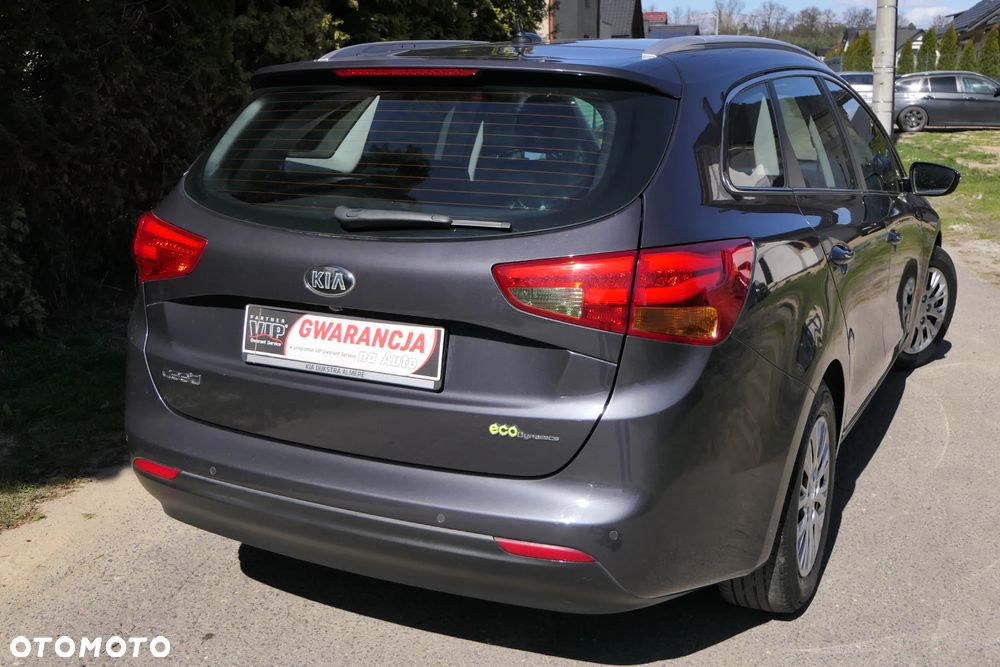Kia Ceed 1.6 GDI L - 4