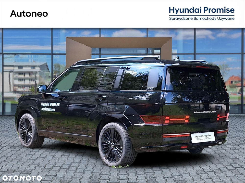 Hyundai Santa Fe - 3