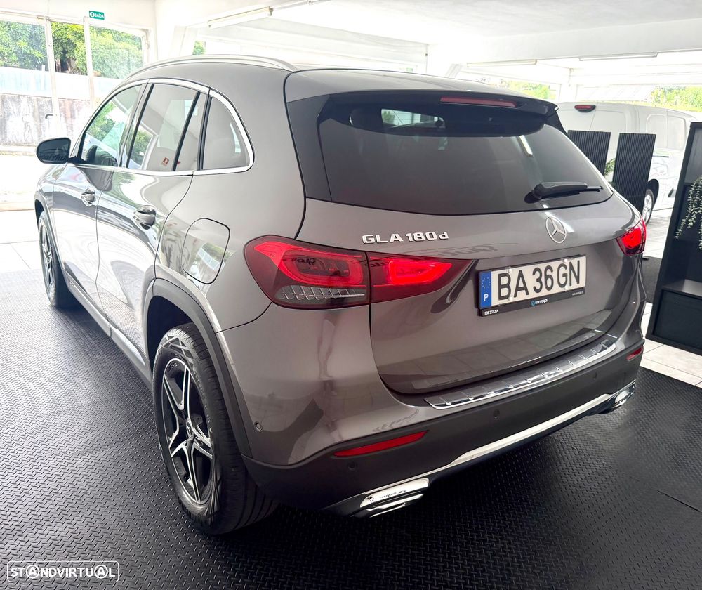 Mercedes-Benz GLA 180 d Progressive - 6