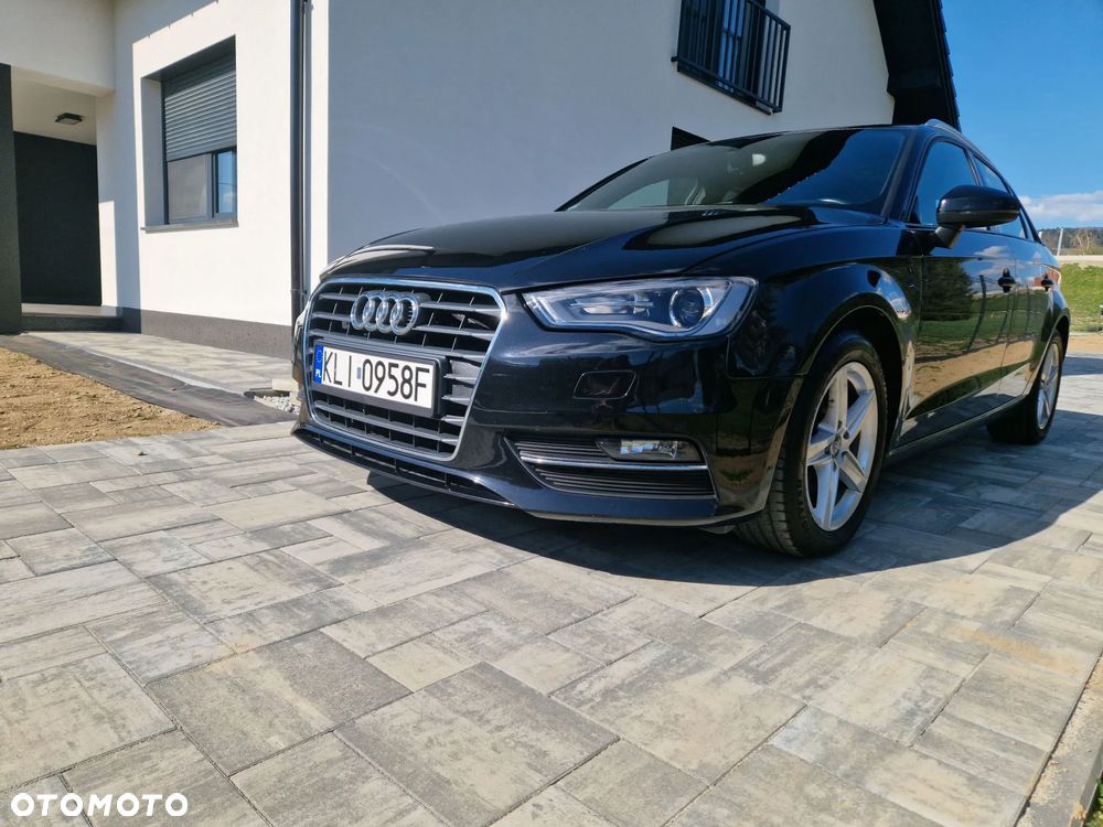 Audi A3 Sportback 2.0 TDI Attraction - 3