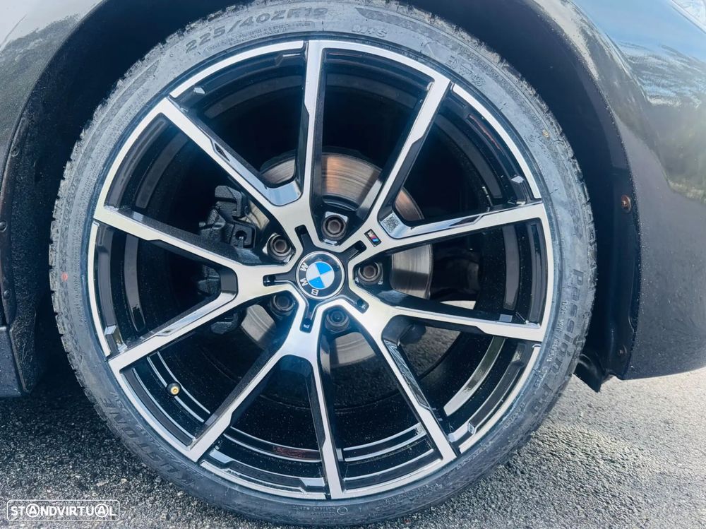 BMW 318 d Sport Line - 5