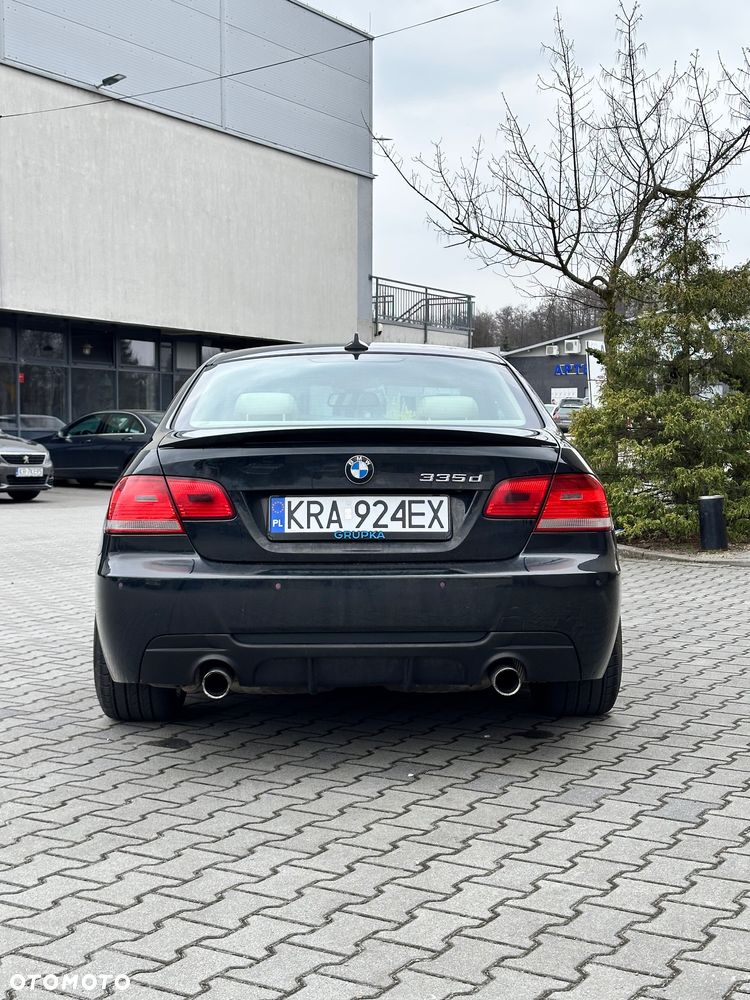 BMW Seria 3 335d - 5