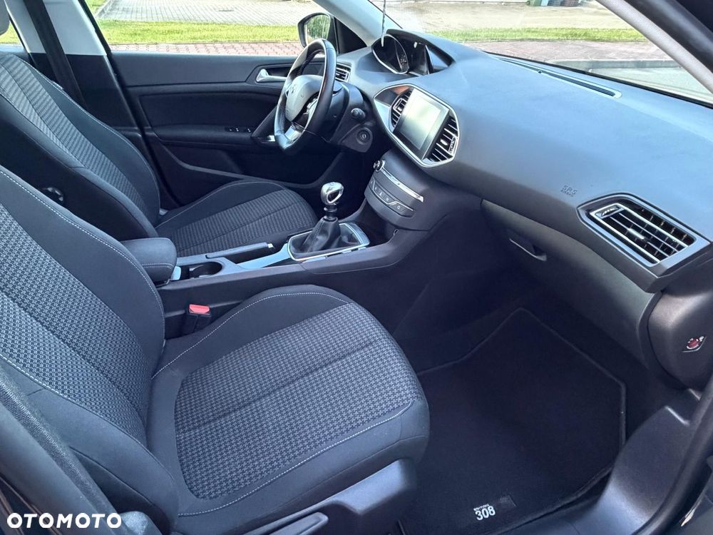 Peugeot 308 BlueHDi FAP 130 Stop & Start Active - 25