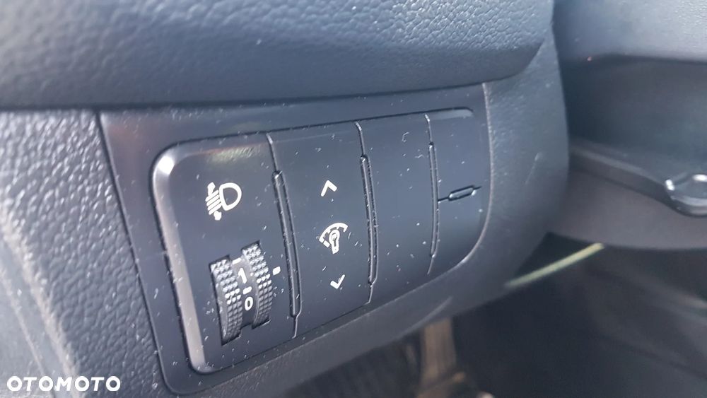 Kia Ceed - 19