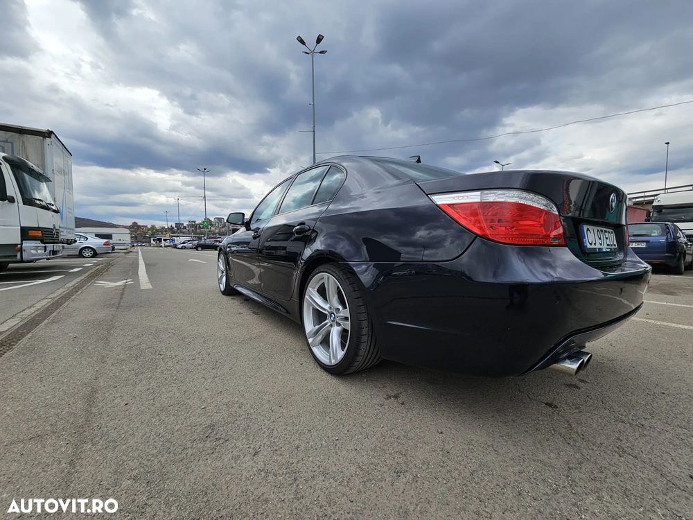 BMW Seria 5 520d - 11