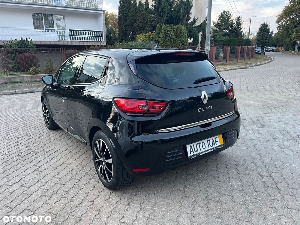 Renault Clio - 14