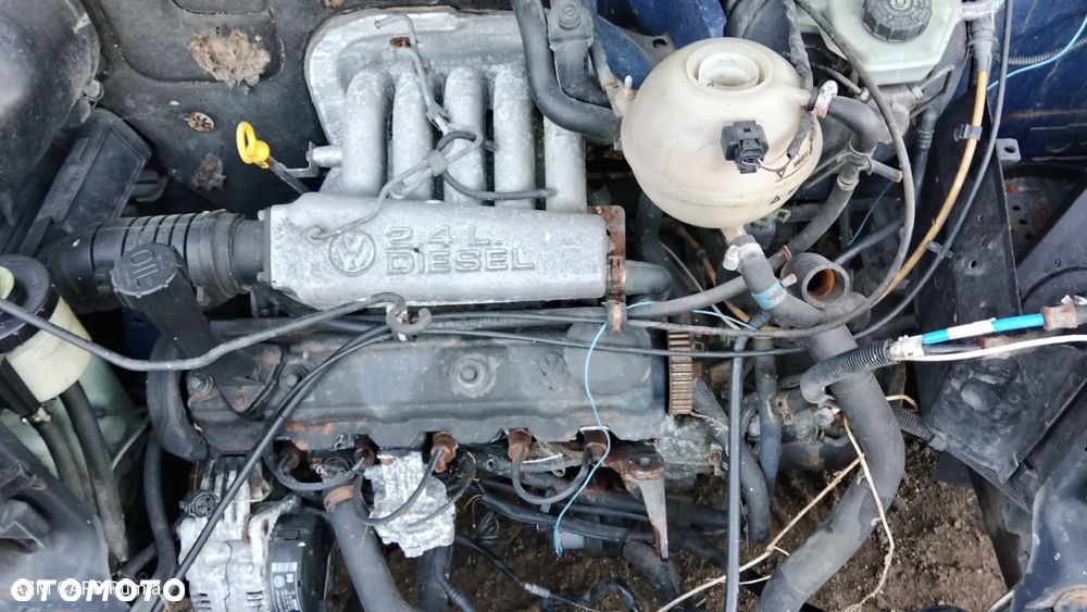 VW TRANSPORTER T4 2.4 DIESEL - 6