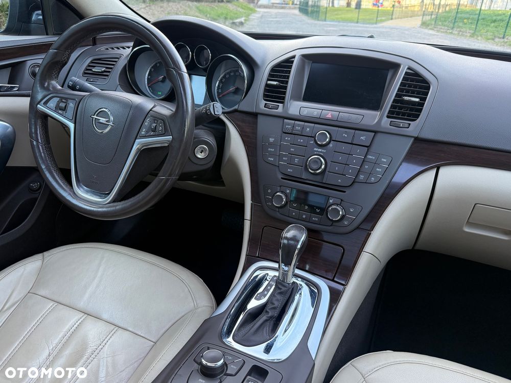 Opel Insignia 2.0 T Cosmo - 17