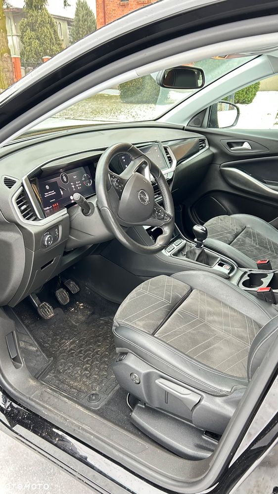 Opel Grandland 1.2 T GS S&S - 18