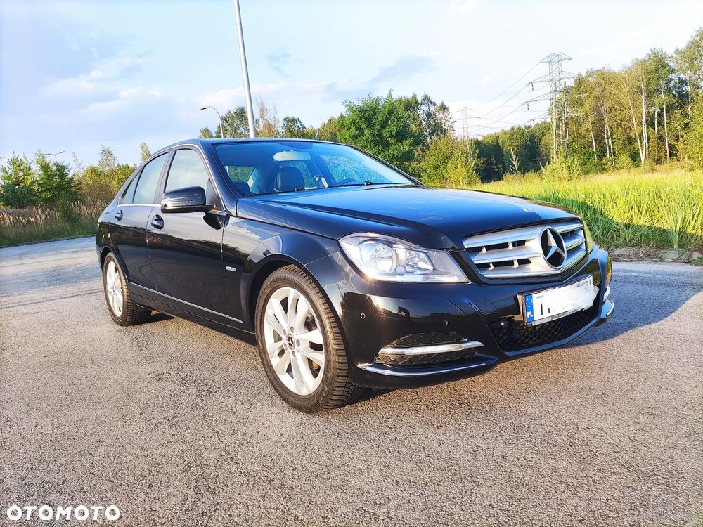 Mercedes-Benz Klasa C 180 BlueEFFICIENCY Avantgarde - 14