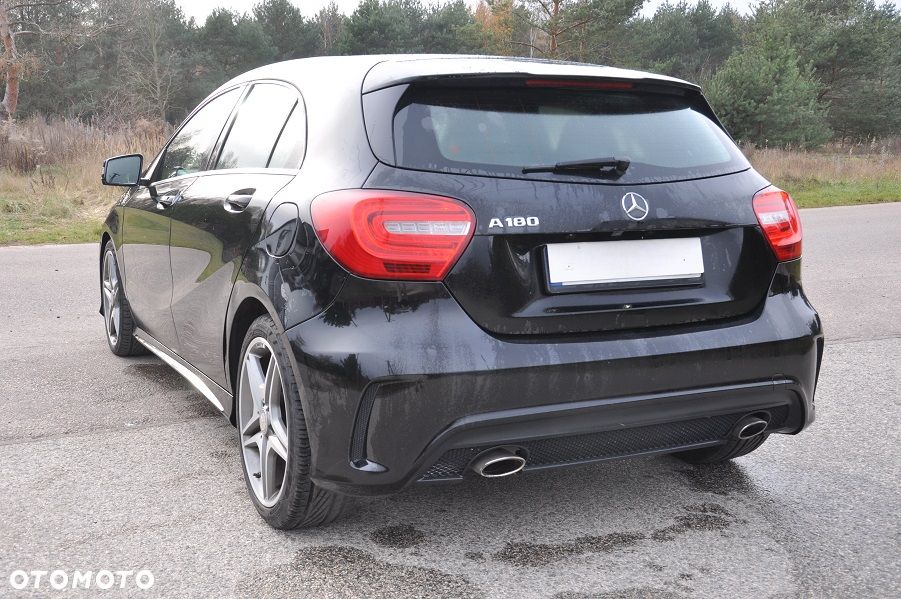 Mercedes-Benz Klasa A 180 7G-DCT AMG Line - 7