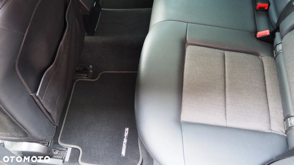 Mercedes-Benz Klasa E 350 CDI BlueEff Avantgarde - 11