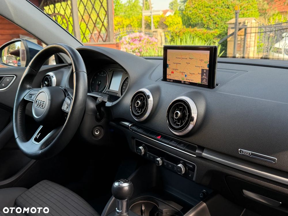 Audi A3 Limousine 1.5 TFSI cylinder on demand sport - 23