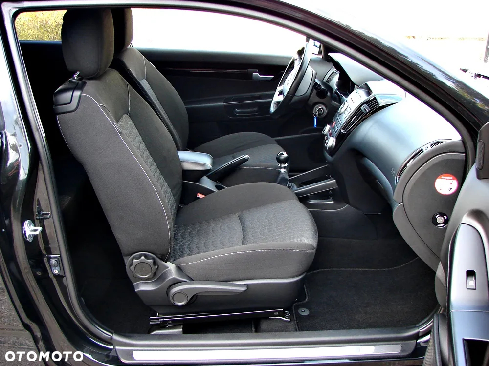 Kia ProCeed Pro_cee'd 1.6 Optimum + - 6