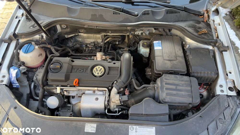 Volkswagen Passat - 22