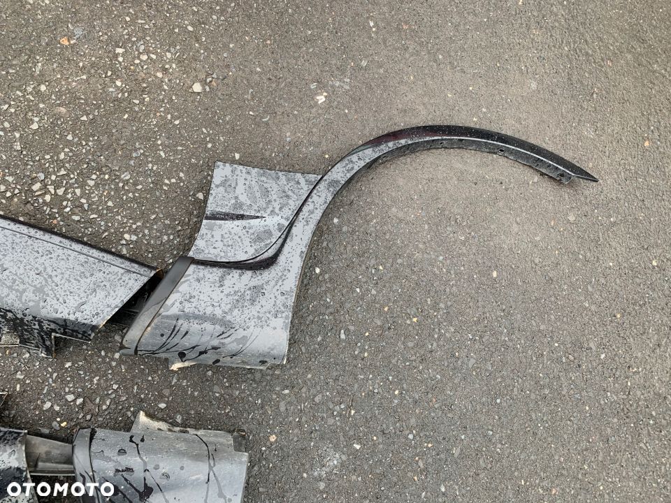 PROGI KOMPLET NAKŁADKI AREO BLACK 475 BMW E83 X3 - 8