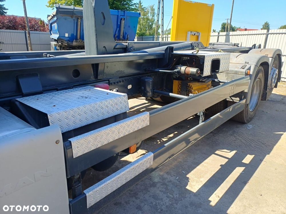 MAN TGS 26.440 6x2 - 16