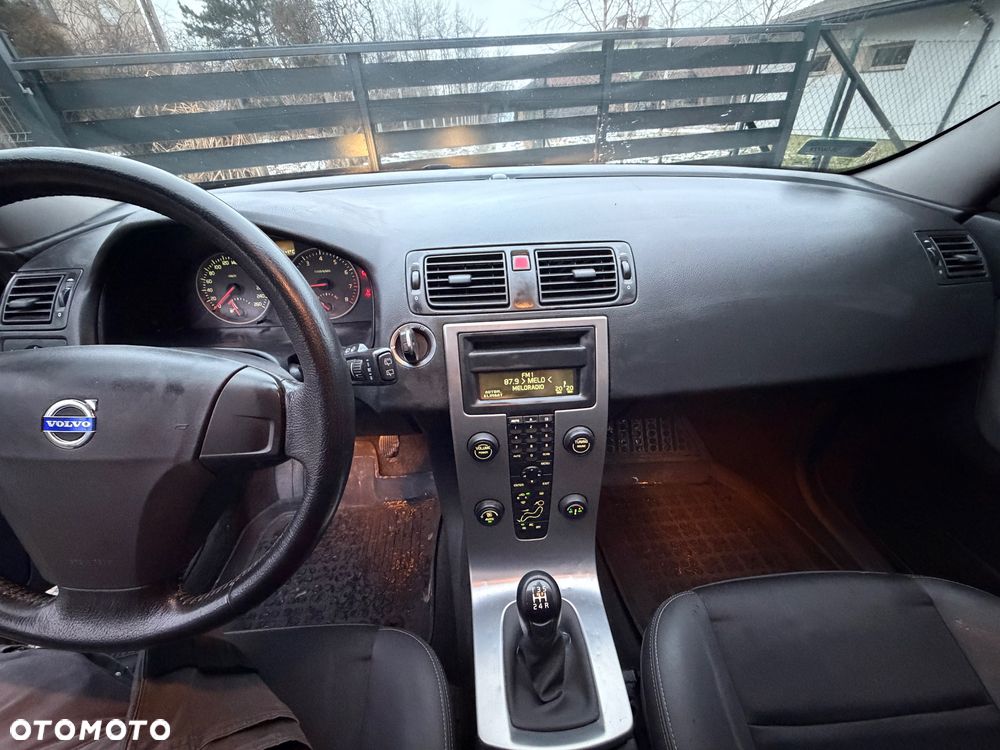 Volvo V50 1.8 - 15