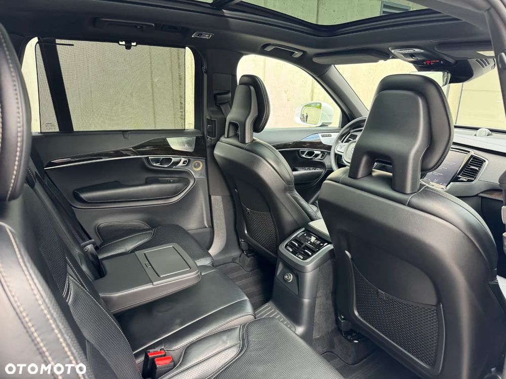 Volvo XC 90 - 17