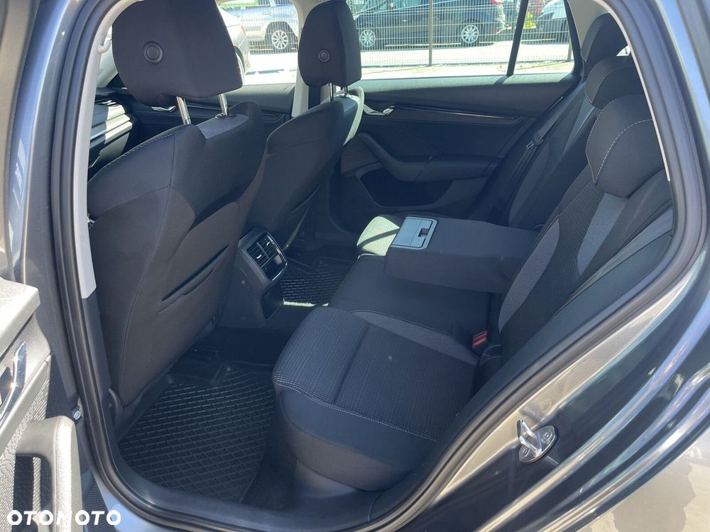 Skoda Octavia 2.0 TDI Ambition - 22