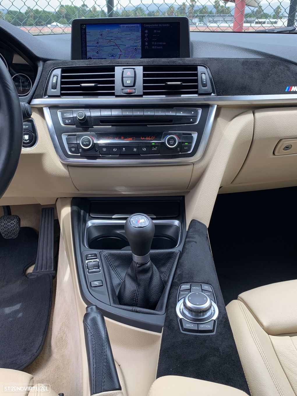BMW 320 d Touring Pack M - 23
