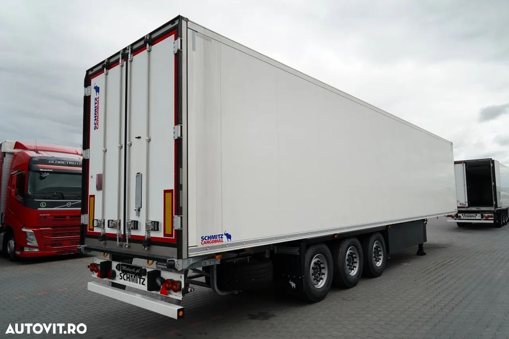 Schmitz Cargobull FRIGIDER / THERMO KING SLX 300 / DOPPELSTOCK / AXĂ RIDICATĂ / NEUTILIZAT - 7