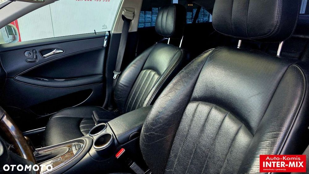 Mercedes-Benz CLS - 32