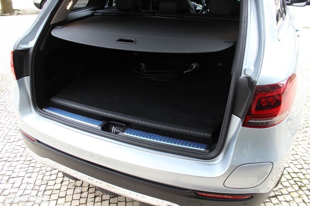 Mercedes-Benz GLC 300 de 4Matic - 24