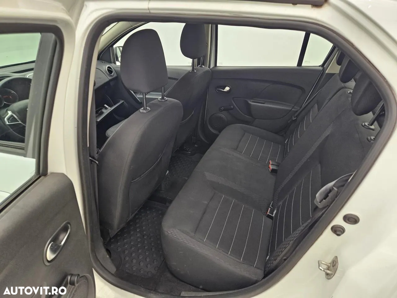 Dacia Logan 1.5 Blue dCi Laureate - 10