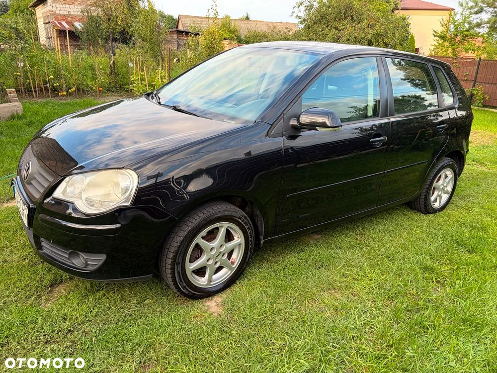 Volkswagen Polo - 1
