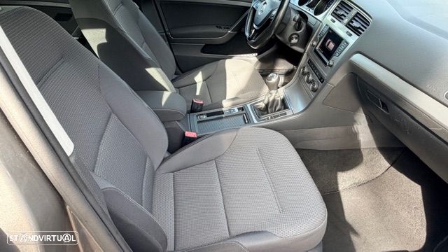 VW Golf Variant 1.6 TDi GPS Edition - 34