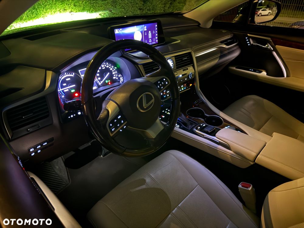 Lexus RX 450h Omotenashi - 28